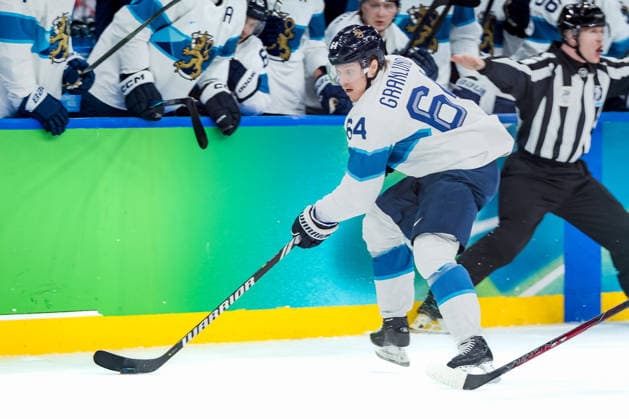 OLYMPICS - Winter Olympic Games, Olympische Spiele, Olympia, OS Milano Cortina 2026 MILAN,ITALY,20.FEB.26 - OLYMPICS, Ice hockey, Eishockey - Winter Olympic Games Milano Cortina 2026, semifinal, Canada vs Finland, men. Image shows Mikael Granlund (FIN).  GEPAxpictures xMatthiasxTrinkl