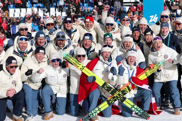 (260220) -- ANTERSELVA, Feb. 20, 2026 -- Members of Team Norway celebrate after the biathlon men s 15km mass start event at the 2026 Milan-Cortina Winter Olympics in Anterselva, Italy, Feb. 20, 2026. ) (MICO2026)ITALY-ANTERSELVA-OLYMPIC Winter games, Winterspiele,Spiele, Summer games BIATHLON-MEN S 15KM MASS START ZhangxTao 