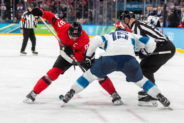 Ice hockey, Eishockey - Milano Cortina 2026 Winter Olympics: Day 14 Connor McDavid during the Men s Playoffs Semi-final match between Canada and Finland of the Milano Cortina 2026 Winter Olympic Games, Olympische Spiele, Olympia, OS at Milano Santagiulia Ice Hockey Arena on February 20, 2026 in Milan, Italy. Milano Italy  Copyright: xAndrzejxIwanczukx originalFilename:iwanczuk-icehocke260220_npRBI.jpg