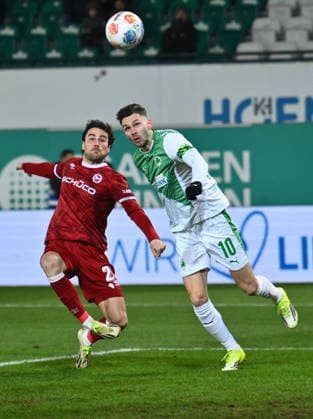 20 02 2026 Soccer season 2025 2026 2 Soccer Bundesliga 23 Matchday SpVgg Greuther Fürth Kleeblatt SGF DSC Arminia Bielefeld Sportfoto Zink xwoxzix DFL regulations prohibit any use of photographs as image sequences and or quasi video only for editorial use Branimir Hrgota 10, SpVgg Greuther Fürth scores goal Goal shot for 1 0 against Christopher Lannert 24, Arminia Bielefeld Jonas Kersken 1, Arminia Bielefeld