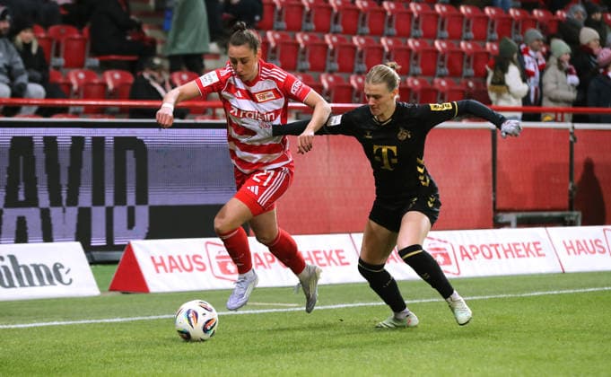 Anna Weiß , Anna Lena Stolze duel match scene action sport soccer soccer Bundesliga women women season 2025 2026 20 02 2026 1 FC Union Berlin vs 1 FC Köln DFL regulations prohibit any use of photographs as image sequences and or quasi video