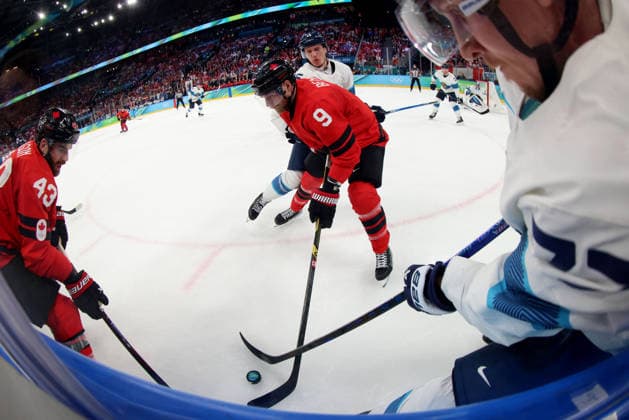 February 20, 2026, Milan, Lombardy, Italy: Sam Bennett (9) of Team Canada against Team Finland in a men s Ice hockey, Eishockey semifinal during the Milano Cortina 2026 Olympic Winter games, Winterspiele,Spiele, Summer games at Milano Santagiulia Ice Hockey Arena Olympics 2026: Milano Cortina: Ice Hockey-Men Semifinal- CAN-FIN  - ZUMAm117 20260220_oly_m117_021 Copyright: xDavidxMcIntyrex