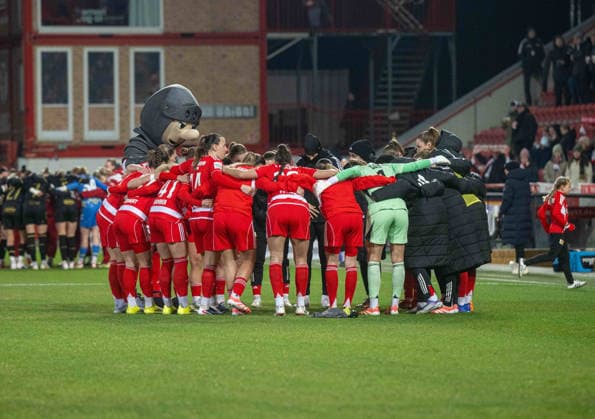 Soccer, Women, Season 2025 2026, Google Pixel Women Bundesliga 19 Matchday , 1 FC Union Berlin 1 FC Köln, Union in the circle, 20 02 2026, Copyright: xMatthiasxKochx