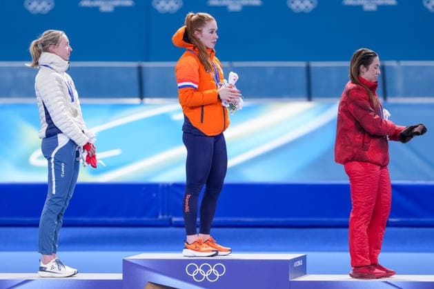 2026-02-20 - Milano Cortina 2026 Winter Olympics 1500m Women MILAN, ITALY - FEBRUARY 20: Ragne Wiklund of Norway, Antoinette Rijpma-De Jong of Netherlands, Valerie Maltais of Canada during the 1500m Women on day 16 of the Milano Cortina 2026 Winter Olympics at the Milano Speed skating, Eisschnelllauf Arena on February 20, 2026 in Milan, Italy Milan Milano Speed Skating Arena Italy Content not available for redistribution in The Netherlands directly or indirectly through any third parties. Copyright: xAndrexWeeningx