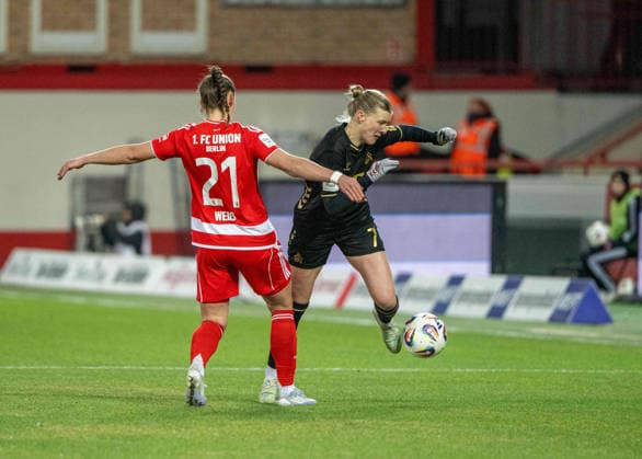 Soccer, Women, Season 2025 2026, Google Pixel Women Bundesliga 19 Matchday , 1 FC Union Berlin 1 FC Köln, v l Anna Weiß 1 FC Union , Anna Lena Stolze Köln , 20 02 2026, Copyright: xMatthiasxKochx