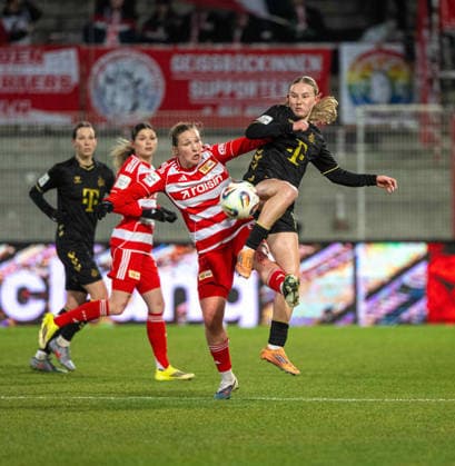 Soccer, Women, Season 2025 2026, Google Pixel Women Bundesliga 19 Matchday , 1 FC Union Berlin 1 FC Köln, v l Dina Orschmann 1 FC Union , Carlotta Imping Köln , 20 02 2026, Copyright: xMatthiasxKochx