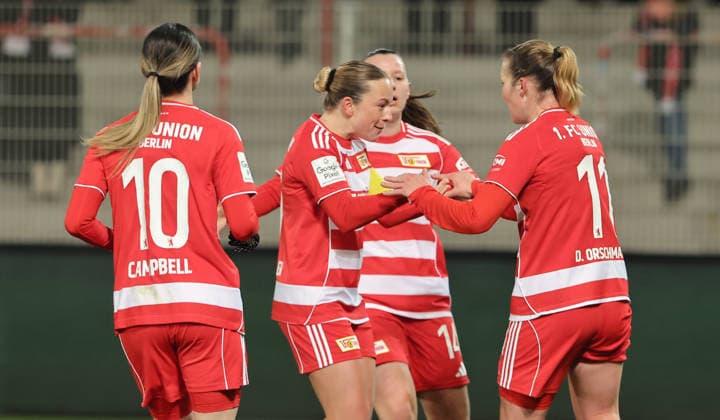 re Dina Orschmann cheers after 1 0 joy emotion jubilation sport soccer soccer Bundesliga women women season 2025 2026 20 02 2026 1 FC Union Berlin vs 1 FC Köln DFL regulations prohibit any use of photographs as image sequences and or quasi video