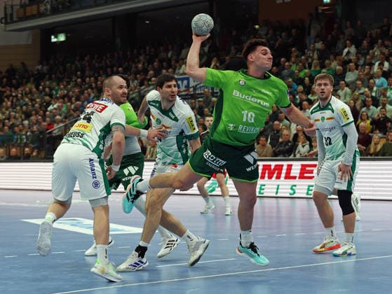 20 02 2026, xovx, Handball Daikin Handball Bundesliga, HSG Wetzlar SC DHfK Leipzig v l Moritz Preuss SC DHfK Leipzig , Filip Vistorop HSG Wetzlar , Marko Mamic SC DHfK Leipzig , Josip Simic HSG Wetzlar , Franz Semper SC DHfK Leipzig Wetzlar Buderus Arena Hessen Germany EN