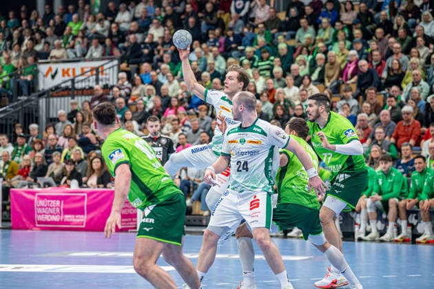 Handball Bundesliga HSG Wetzlar SC DHfK Leipzig, 20 02 26 Lukas Binder SC DHfK Leipzig, 11 , Moritz Preuss SC DHfK Leipzig, 24 , Josip Simic HSG Wetzlar, 10 , Jona Schoch HSG Wetzlar, 22 , Stefan Cavor HSG Wetzlar, 77 Handball Bundesliga HSG Wetzlar SC DHfK Leipzig Wetzlar, 20 02 26 Copyright: xBEAUTIFULxSPORTS Roeczeyx