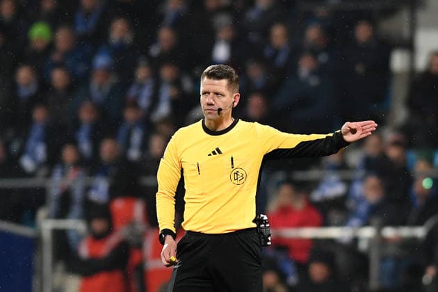 Referee Patrick Ittrich gestures, gestures during the 2 Bundesliga match between VfL Bochum and 1 FC Nürnberg, Vonovia Ruhrstadion on February 20, 2026 in Bochum, Germany Photo by Ralf Treese DeFodi Images Referee Patrick Ittrich gestures during the 2 Bundesliga match between VfL Bochum and 1 FC Nürnberg at Vonovia Ruhrstadion on February 20, 2026 in Bochum, Germany Photo by Ralf Treese DeFodi Images Photo by Ralf Treese DeFodi Images