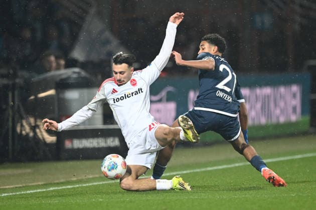 Francis ONYEKA BO vs Javier FERNANDEZ N Football 2 Bundesliga, 23 Matchday, matchday 23, VfL Bochum BO 1 FC Nuernberg on 20 02 2026, Vonovia Ruhrstadion Bochum Germany DFL regulations prohibit any use of photographs as image sequences and or quasi video ÃÂ