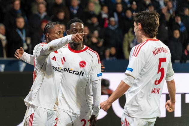 Germany 2 Bundesliga 2025 2026 23 Matchday, VfL Bochum vs 1 FC Nuremberg Friday, 20 02 2026 Vonovia Ruhr Stadion, North Rhine-Westphalia Goal for 0 1 by Mohamed Ali Zoma 1 FC Nuremberg, 23 Cheers Joy Emotions Goal celebration Tom Baack 1 FC Nuremberg, 5 Copyright: xCelinaxLeiersx