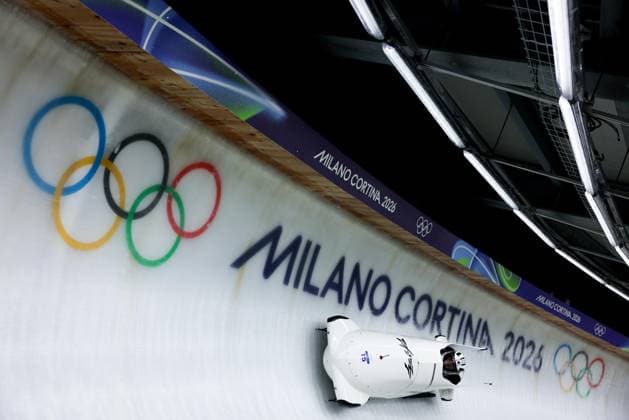 Olympische Winterspiele Milano Cortina 2026 Bob Zweierbob Frauen am 20.02.2026 im Cortina Sliding Centre in Cortina d™Ampezzo Yooran Kim Eunji Jeon ( Südkorea ) *** Olympic Winter Games Milano Cortina 2026 Bobsleigh two-man women on 20 02 2026 at the Cortina Sliding Center in Cortina d™Ampezzo Yooran Kim Eunji Jeon South Korea xMSx