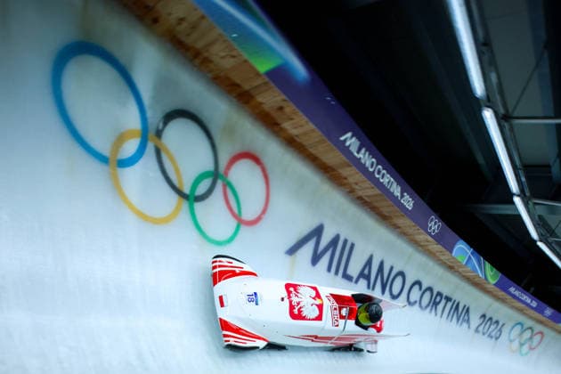 Olympische Winterspiele Milano Cortina 2026 Bob Zweierbob Frauen am 20.02.2026 im Cortina Sliding Centre in Cortina d™Ampezzo Linda Weiszewski Klaudia Adamek ( Polen ) *** Olympic Winter Games Milano Cortina 2026 Bobsleigh two-man women on 20 02 2026 at the Cortina Sliding Center in Cortina d™Ampezzo Linda Weiszewski Klaudia Adamek Poland xMSx