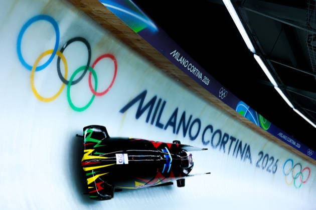 Olympische Winterspiele Milano Cortina 2026 Bob Zweierbob Frauen am 20.02.2026 im Cortina Sliding Centre in Cortina d™Ampezzo Sin-Rong Lin Song-En Lin ( Taiwan ) *** Olympic Winter Games Milano Cortina 2026 Bobsleigh two-man women on 20 02 2026 at the Cortina Sliding Center in Cortina d™Ampezzo Sin Rong Lin Song En Lin Taiwan xMSx