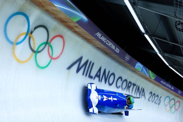 Olympische Winterspiele Milano Cortina 2026 Bob Zweierbob Frauen am 20.02.2026 im Cortina Sliding Centre in Cortina d™Ampezzo Simona De Silvestro Anna Costella ( Italien ) *** Olympic Winter Games Milano Cortina 2026 Bobsleigh two-man women on 20 02 2026 at the Cortina Sliding Center in Cortina d™Ampezzo Simona De Silvestro Anna Costella Italy xMSx