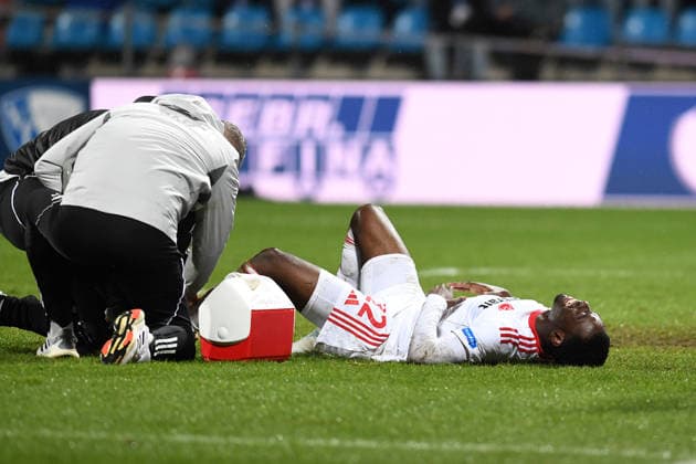 Rabby Nzingoula 1 FC Nuernberg injured during the 2 Bundesliga match between VfL Bochum and 1 FC Nürnberg, Vonovia Ruhrstadion on February 20, 2026 in Bochum, Germany Photo by Ralf Treese DeFodi Images Rabby Nzingoula 1 FC Nuernberg injured during the 2 Bundesliga match between VfL Bochum and 1 FC Nürnberg at Vonovia Ruhrstadion on February 20, 2026 in Bochum, Germany Photo by Ralf Treese DeFodi Images Photo by Ralf Treese DeFodi Images
