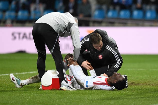 Rabby Nzingoula 1 FC Nuernberg injured during the 2 Bundesliga match between VfL Bochum and 1 FC Nürnberg, Vonovia Ruhrstadion on February 20, 2026 in Bochum, Germany Photo by Ralf Treese DeFodi Images Rabby Nzingoula 1 FC Nuernberg injured during the 2 Bundesliga match between VfL Bochum and 1 FC Nürnberg at Vonovia Ruhrstadion on February 20, 2026 in Bochum, Germany Photo by Ralf Treese DeFodi Images Photo by Ralf Treese DeFodi Images