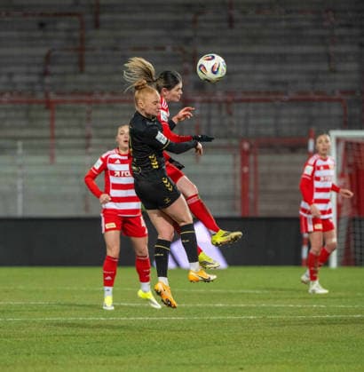 Soccer, Women, Season 2025 2026, Google Pixel Women Bundesliga 19 Matchday , 1 FC Union Berlin 1 FC Köln, v l Laura Vogt Köln , Eileen Campbell 1 FC Union , 20 02 2026, Copyright: xMatthiasxKochx