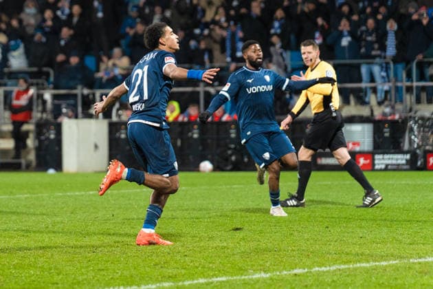 Germany 2 Bundesliga 2025 2026 Matchday 23, VfL Bochum vs 1 FC Nürnberg Friday, 20 02 2026 Vonovia Ruhr Stadion, North Rhine-Westphalia Goal for 1 1 by Francis Onyeka VfL Bochum, 21 Penalty kicks Cheers Joy Emotions Goal celebration Copyright: xCelinaxLeiersx