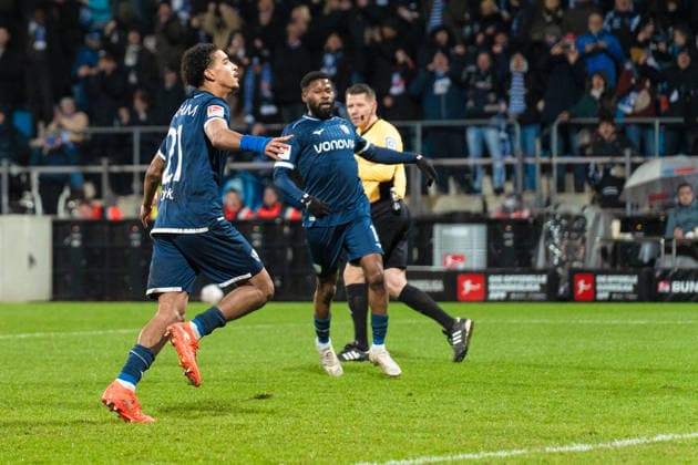 Germany 2 Bundesliga 2025 2026 Matchday 23, VfL Bochum vs 1 FC Nürnberg Friday, 20 02 2026 Vonovia Ruhr Stadion, North Rhine-Westphalia Goal for 1 1 by Francis Onyeka VfL Bochum, 21 Penalty kicks Cheers Joy Emotions Goal celebration Copyright: xCelinaxLeiersx