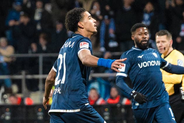 Germany 2 Bundesliga 2025 2026 Matchday 23, VfL Bochum vs 1 FC Nürnberg Friday, 20 02 2026 Vonovia Ruhr Stadion, North Rhine-Westphalia Goal for 1 1 by Francis Onyeka VfL Bochum, 21 Penalty kicks Cheers Joy Emotions Goal celebration Copyright: xCelinaxLeiersx