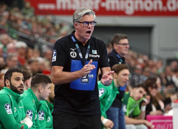 20 02 2026, xovx, Handball Daikin Handball Bundesliga, HSG Wetzlar SC DHfK Leipzig Coach Runar Sigtryggsson HSG Wetzlar Wetzlar Buderus Arena Hessen Germany EN