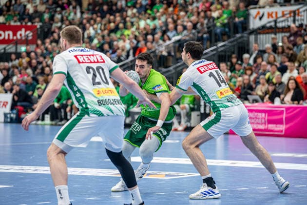 Handball Bundesliga HSG Wetzlar SC DHfK Leipzig, 20 02 26 Filip Vistorop HSG Wetzlar, 4 , William Bogojevic SC DHfK Leipzig, 20 , Marko Mamic SC DHfK Leipzig, 14 Handball Bundesliga HSG Wetzlar SC DHfK Leipzig Wetzlar, 20 02 26 Copyright: xBEAUTIFULxSPORTS Roeczeyx