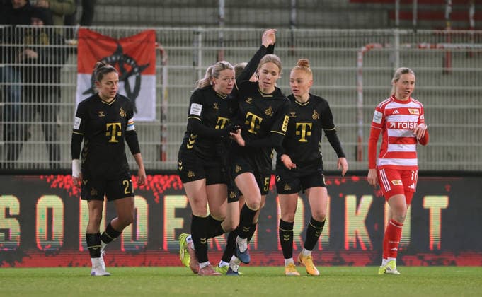 Pauline Bremer covered cheers after 1 1 equalizer joy emotion jubilation sport football soccer Bundesliga women women season 2025 2026 20 02 2026 1 FC Union Berlin vs 1 FC Köln DFL regulations prohibit any use of photographs as image sequences and or quasi video