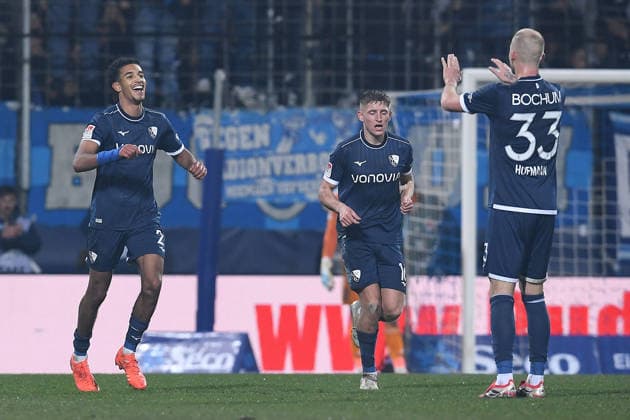 Soccer 2 Bundesliga 23 Matchday VfL Bochum 1 FC Nürnberg on 20 02 2026 at Vonovia Ruhrstadion in Bochum Goal celebration to 1 1 by Francis Onyeka Bochum DFL regulations prohibit any use of photographs as image sequences and or quasi video xRx