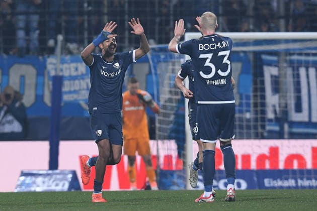 Soccer 2 Bundesliga 23 Matchday VfL Bochum 1 FC Nürnberg on 20 02 2026 at Vonovia Ruhrstadion in Bochum Goal celebration to 1 1 by Francis Onyeka Bochum DFL regulations prohibit any use of photographs as image sequences and or quasi video xRx