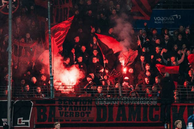 Germany 2 Bundesliga 2025 2026 Matchday 23, VfL Bochum vs 1 FC Nürnberg Friday, 20 02 2026 Vonovia Ruhr Stadion, North Rhine-Westphalia Fans Spectators Mood Scarf Away Block Guests Copyright: xCelinaxLeiersx