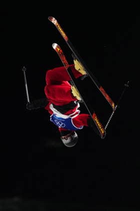 February 20, 2026, Livigno, Italy: Canada s Brendan Mackay (4) warms up ahead of the men s freeski halfpipe final at the Milano Cortina 2026 Winter Olympic Games, Olympische Spiele, Olympia, OS in Livigno, Italy on Friday, Feb. 20, 2026. Canada News - February 20, 2026  - ZUMAc35_ 20260220_zaf_c35_095 Copyright: xSeanxKilpatrickx