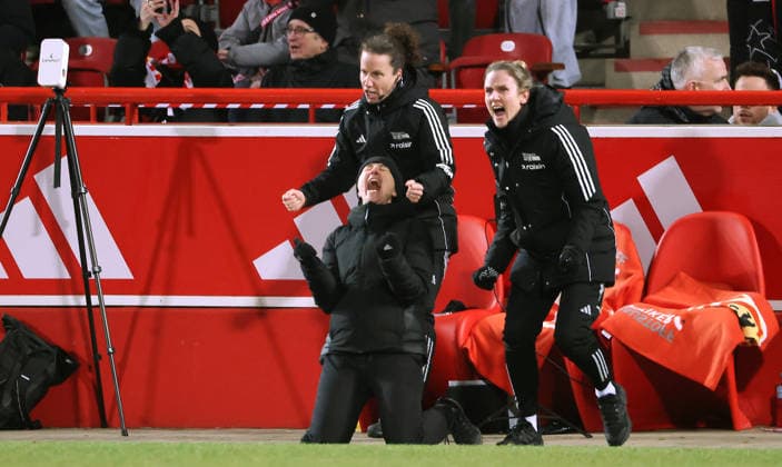 Coach Ailien Poese cheers after the end of the game Victory Joy Emotion Cheering Sport Football Soccer Bundesliga Women Women Season 2025 2026 20 02 2026 1 FC Union Berlin vs 1 FC Köln DFL regulations prohibit any use of photographs as image sequences and or quasi video