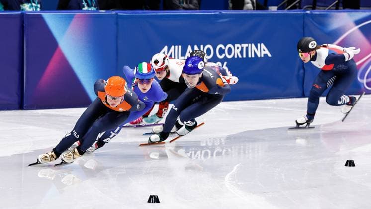 MILAN , 20-02-2026 , Milano Ice Skating Arena , Olympic Winter games, Winterspiele,Spiele, Summer games 2026 - Short Track 20-02 Women 1500m Quarterfinals , Picture shows Suzanne Schulting , Xandra Velzeboer Olympic Winter Games 2026 - Short Track 20-02  x201765021x Copyright:
