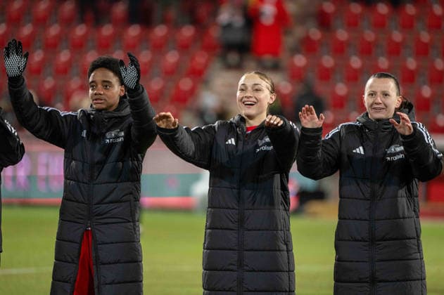 Soccer, Women, Season 2025 2026, Google Pixel Women Bundesliga 19 Matchday , 1 FC Union Berlin 1 FC Köln, f l Naika Reissner 1 FC Union , Lia Kamber 1 FC Union , Hannah Eurlings 1 FC Union , Cheering after the final whistle, 20 02 2026, Copyright: xMatthiasxKochx