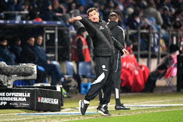 Coach Miroslav KLOSE N Gestures, gestures, gesticulates, gives instructions, Football 2 Bundesliga, 23 Matchday 23, VfL Bochum BO 1 FC Nuernberg 1 on 20 02 2026, Vonovia Ruhrstadion Bochum Germany DFL regulations prohibit any use of photographs as image sequences and or quasi video ÃÂ