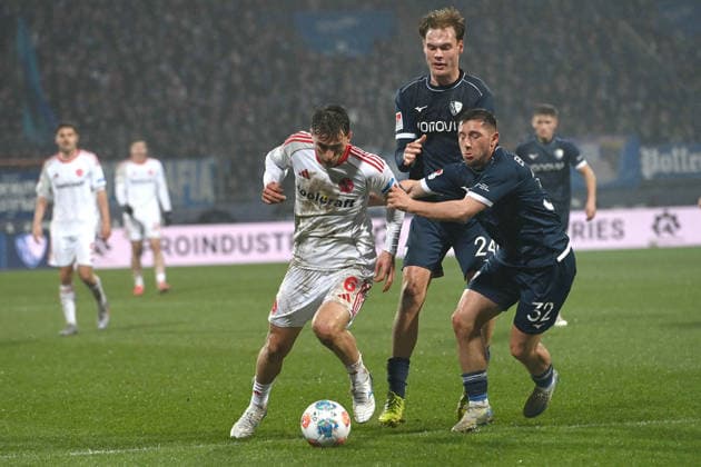 Adam MARKHIEV N vs Maximilian WITTEK BO Action, duel, Football 2 Bundesliga, Matchday 23, matchday 23, VfL Bochum BO 1 FC Nuernberg 1 on 20 02 2026, Vonovia Ruhrstadion Bochum Germany DFL regulations prohibit any use of photographs as image sequences and or quasi video ÃÂ