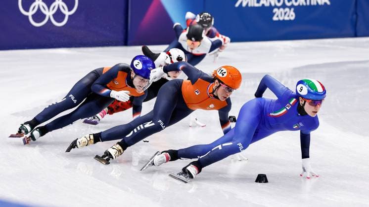MILAN , 20-02-2026 , Milano Ice Skating Arena , Olympic Winter games, Winterspiele,Spiele, Summer games 2026 - Short Track 20-02 Women 1500m Quarterfinals , Picture shows Suzanne Schulting , Xandra Velzeboer , Elisa Confortola Olympic Winter Games 2026 - Short Track 20-02  x201765538x Copyright:
