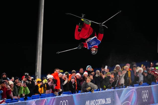 February 20, 2026, Livigno, Italy: Canada s Andrew Longino (8) competes in his first run during the men s freeski halfpipe final at the Milano Cortina 2026 Winter Olympic Games, Olympische Spiele, Olympia, OS in Livigno, Italy on Friday, Feb. 20, 2026. Canada News - February 20, 2026  - ZUMAc35_ 20260220_zaf_c35_110 Copyright: xSeanxKilpatrickx