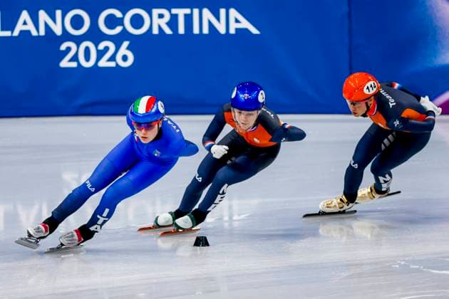 Elisa Confortola of Italy and Xandra Velzeboer of the Netherlands and Suzanne Schulting of the Netherlands Women s 1500m Semifinals, Milano Cortina 2026 Winter Olympics: Day 14, Short Track Speed skating, Eisschnelllauf - Milano Cortina 2026 Winter Olympics: Day 14, Milano Speed Skating Stadium, February 20, 2026, Milan, Italy.
