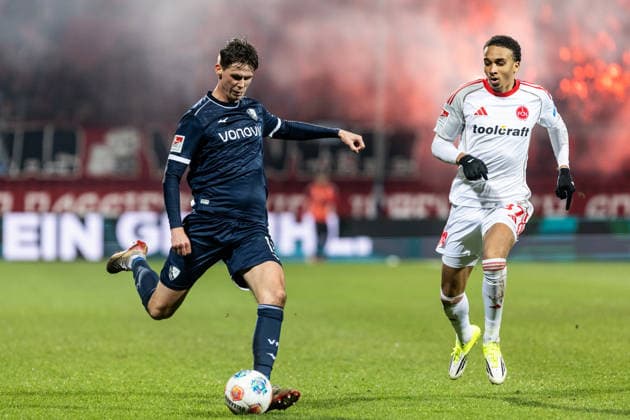 2 Soccer Bundesliga VfL Bochum 1 FC Nürnberg 20 02 2026 Oliver Olsen VfL Bochum, 13 , Noah Maboulou 1 FC Nürnberg, 37 2 Soccer Bundesliga VfL Bochum 1 FC Nürnberg Vonovia Ruhrstadion, Bochum 20 02 2026 DFL regulations prohibit any use of photographs as image sequences and or quasi video Copyright: xBEAUTIFULxSPORTS Buriakovx