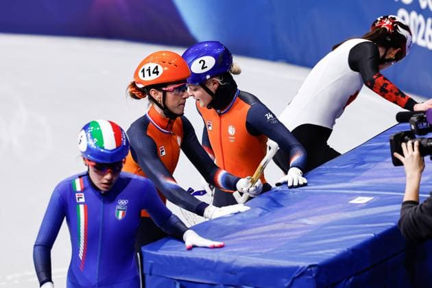 MILAN , 20-02-2026 , Milano Ice Skating Arena , Olympic Winter games, Winterspiele,Spiele, Summer games 2026 - Short Track 20-02 Women 1500m Semifinals , Picture shows Xandra Velzeboer, Suzanne Schulting, Elisa Confortola disappointed Olympic Winter Games 2026 - Short Track 20-02  x201766055x Copyright:
