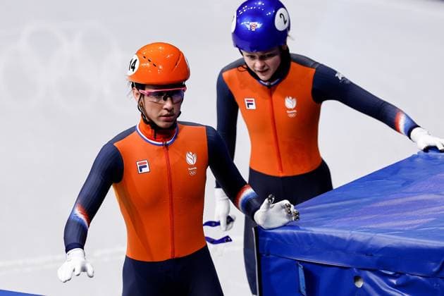 MILAN , 20-02-2026 , Milano Ice Skating Arena , Olympic Winter games, Winterspiele,Spiele, Summer games 2026 - Short Track 20-02 Women 1500m Semifinals , Picture shows Xandra Velzeboer, Suzanne Schulting, disappointed Olympic Winter Games 2026 - Short Track 20-02  x201766077x Copyright: