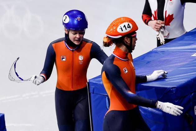 MILAN , 20-02-2026 , Milano Ice Skating Arena , Olympic Winter games, Winterspiele,Spiele, Summer games 2026 - Short Track 20-02 Women 1500m Semifinals , Picture shows Xandra Velzeboer, Suzanne Schulting, disappointed Olympic Winter Games 2026 - Short Track 20-02  x201766085x Copyright: