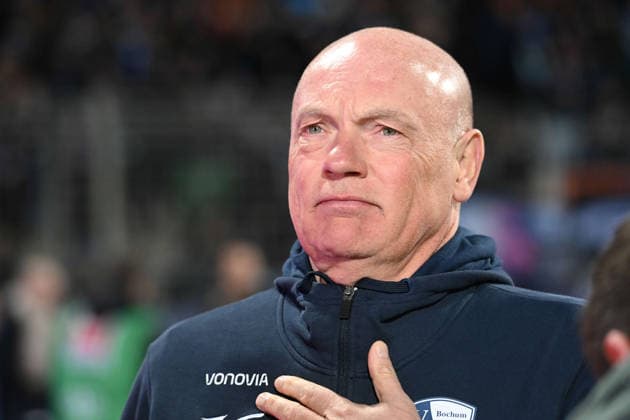 Coach Uwe ROESLER Rösler, BO Portraet, Portrait, Portrait, Cropped single image, Single motif, Football 2 Bundesliga, 23 Matchday, matchday 23, VfL Bochum BO 1 FC Nuernberg 1 1 am 20 02 2026, Vonovia Ruhrstadion Bochum Germany DFL regulations prohibit any use of photographs as image sequences and or quasi video ÃÂ