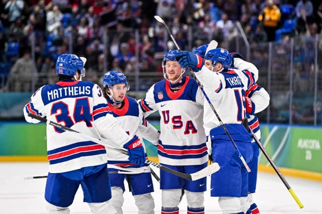 MILAN, ITALY - FEBRUARY 20: USA celebrate a goal scored by Tage Thompson of United States during the Ice hockey, Eishockey Men™s Play-offs Semifinals match between United States and Slovakia on day fourteen of the Milano Cortina 2026 Winter Olympic Games, Olympische Spiele, Olympia, OS at Milano Santagiulia Ice Hockey Arena on February 20, 2026 in Milan, Italy. Milan Milano Santagiulia Ice Hockey Arena Italy *** MILAN, ITALY FEBRUARY 20 USA celebrate a goal scored by Tage Thompson of United States during the Ice Hockey Men™s Play offs Semifinals match between United States and Slovakia on day fourteen of the Milano Cortina 2026 Winter Olympic games at Milano Santagiulia Ice Hockey Arena on February 20, 2026 in Milan, Italy Milan Milano Santagiulia Ice Hockey Arena Italy Copyright: xJustPictures.ch AndreaxBrancax jp-en-EuSpIm-AB-AAB_611720022026