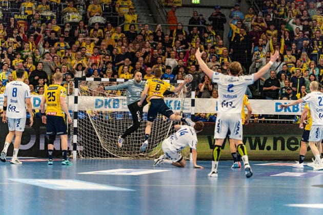 20 02 2026, xdaymx, Handball Daikin HBL, Rhein Neckar Loewen TBV Lemgo Tim Nothdurft RNL erzielt Treffer DFL DFB REGULATIONS PROHIBIT ANY USE OF PHOTOGRAPHS as IMAGE SEQUENCES and or QUASI VIDEO Mannheim