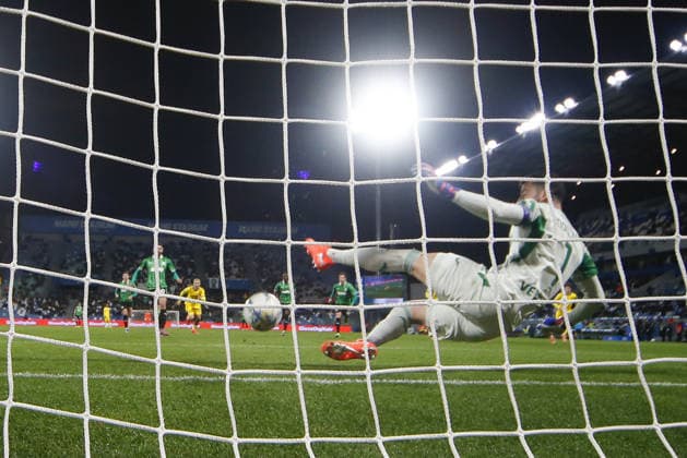 Lorenzo Montipo of Hellas Verona FC makes a save on penalty Domenico Berardi of US Sassuolo during US Sassuolo vs Hellas Verona, 26Â° Serie A Enilive 2025-26 game at Mapei stadium - Citta del Tricolore in Reggio nell Emilia (RE), Italy, on February 20, 2026.  Copyright: xDavidexCasentini IPAxSportx xipa-agency.netx xx IPA_71793332 IPA_Agency_IPA71793332
