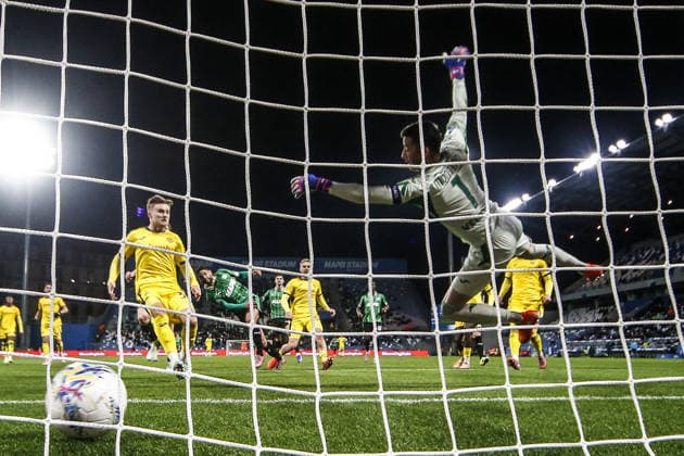 CALCIO - Serie A - US Sassuolo vs Hellas Verona FC Domenico Berardi of US Sassuolo scores a goal after penalty during US Sassuolo vs Hellas Verona, 26Â° Serie A Enilive 2025-26 game at Mapei stadium - Citta del Tricolore in Reggio nell Emilia (RE), Italy, on February 20, 2026. Reggio Emilia Italy  Copyright: xIPAxSport ABACAx